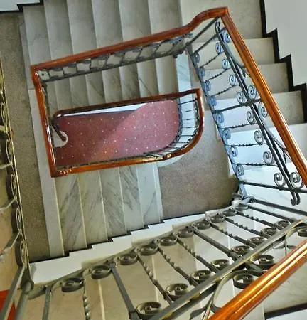 S. Lorenzo Apartment *